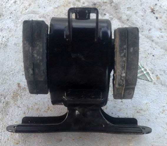 Подушка двигателя (коробки) 06500SAA305 на Honda Jazz Ⅱ 02-08