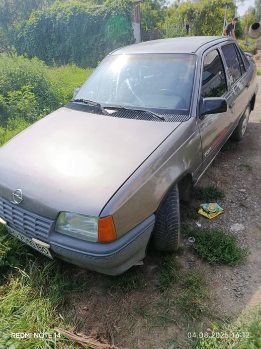 Продам Опель Кадет, газ-бензин