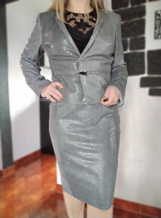 Garnitur garsonka marynarka+ spódnica r. 38-40