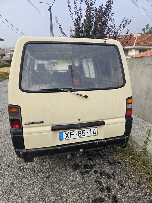 Carrinha de trabalho Mishubish l 300
