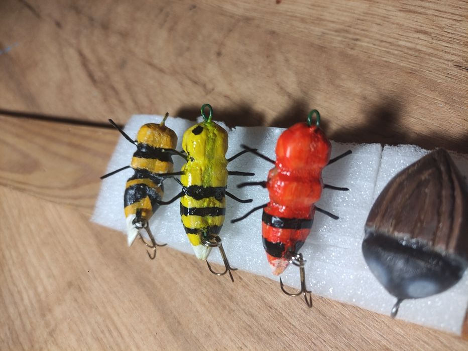 Smuzaki bezsterowe "szerszenie" handmade