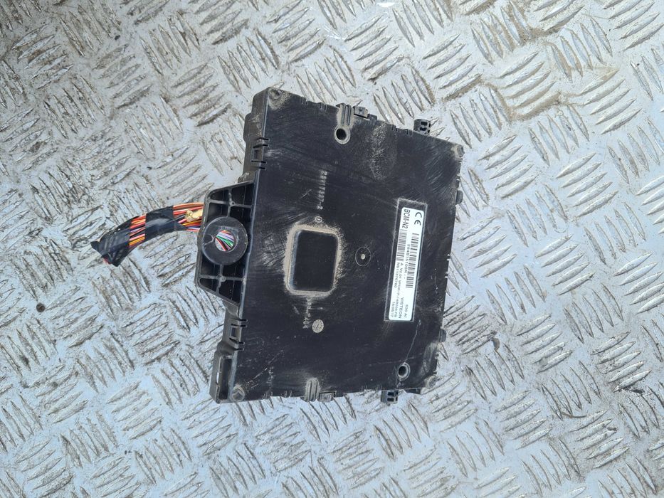 Renault Master III 2.3 sterownik moduł komfortu BCM-N2