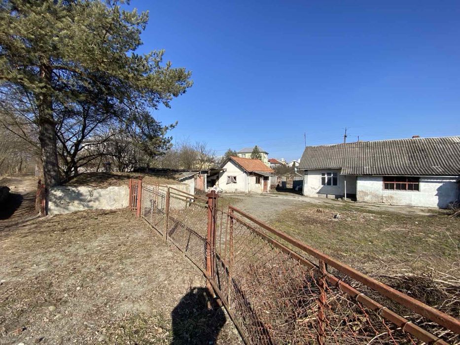 Продам будинок на вул.Довбуша