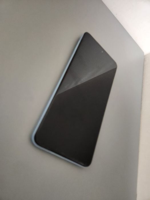 Телефон Motorola g84