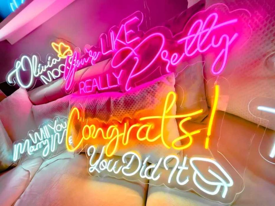 Герметичні неонові вивіски для вуличної реклами, неоновая вывеска