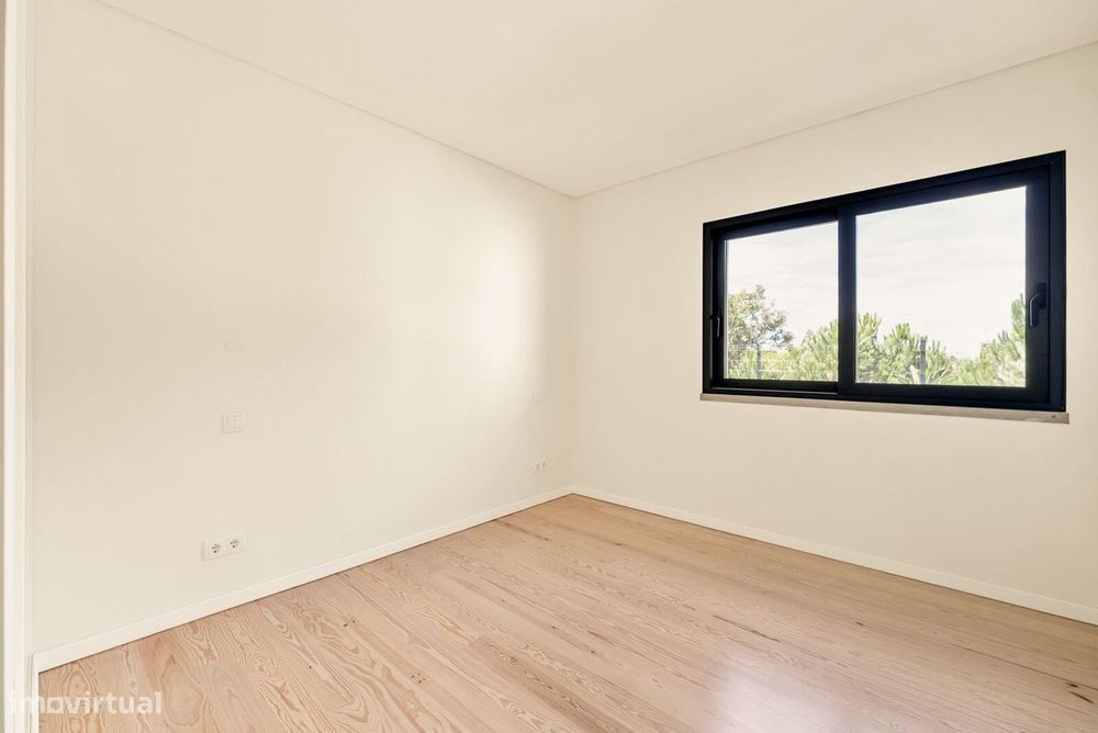 Apartamento T3 com jardim, Amoreira, Cascais