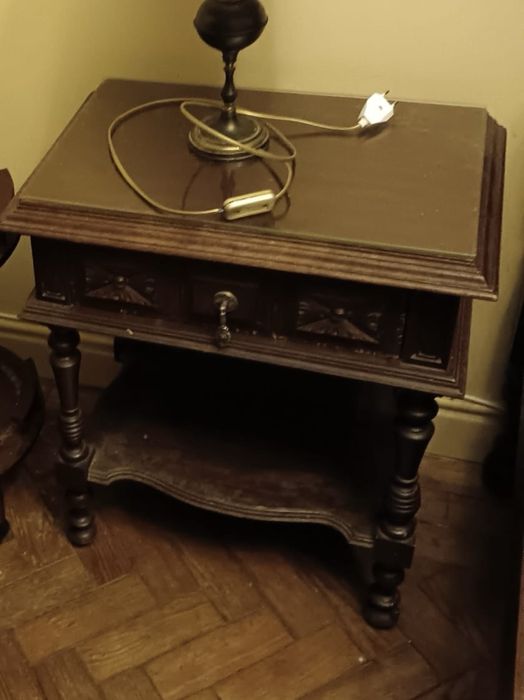 Mobília de quarto de casal antiga