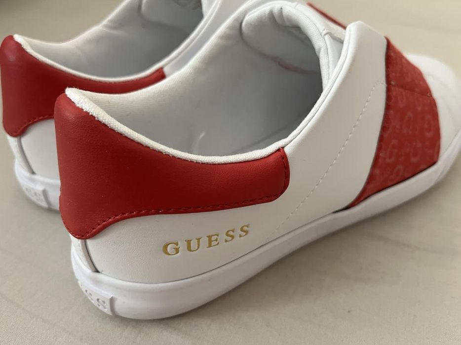 Nowe oryginalne buty damskie Guess sneakersy 39
