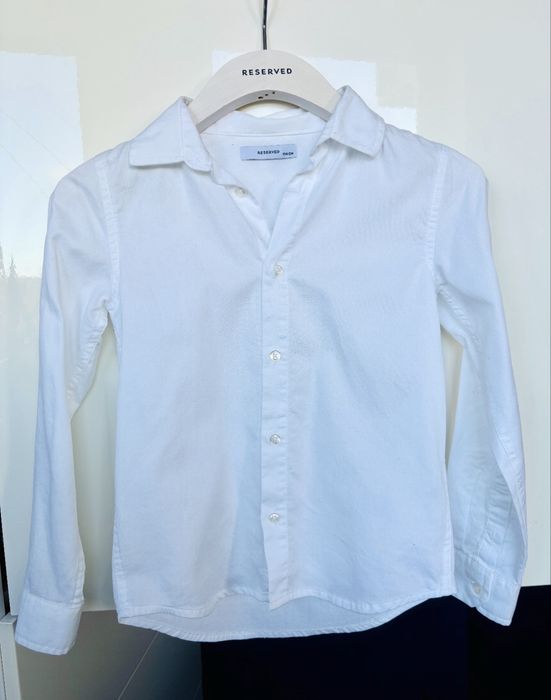 Galowy strój Marynarka Zara i biała koszula Reserved 134 chłopięca