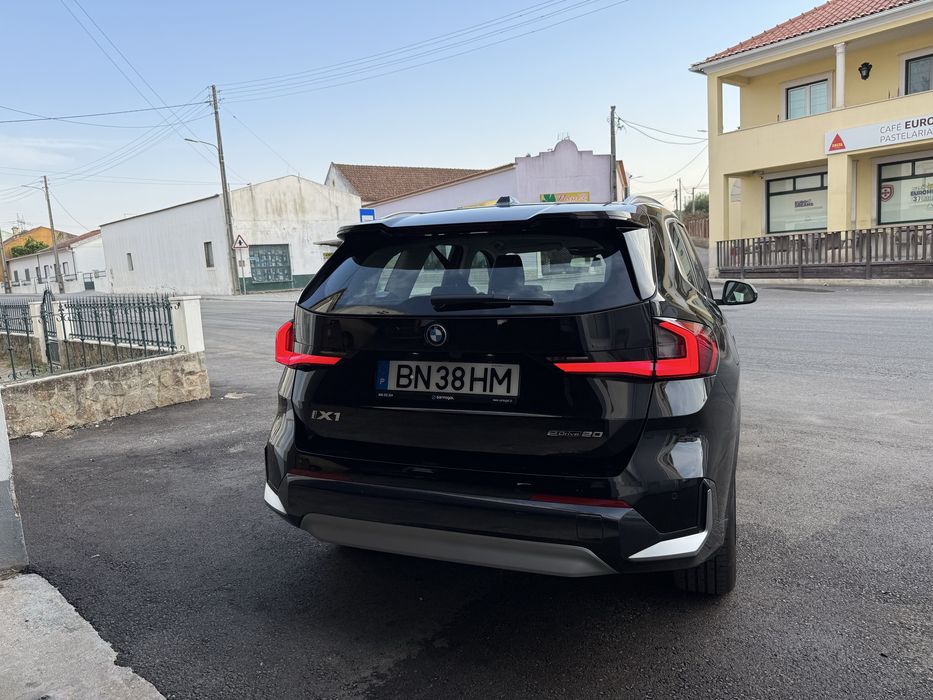 BMW   iX1 eDrive20 Electrico