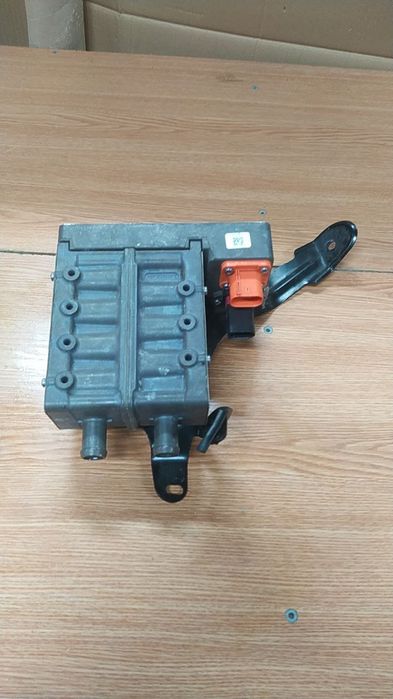 Porsche cayenne 9y0 hybrid  обігрівач 12e963231j