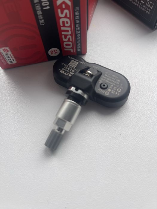Датчик тиску TESLA 2,4 MHz Bluetooth  в наявності для всіх моделей