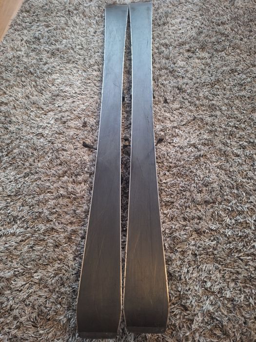 Narty Atomic Race 8 130cm