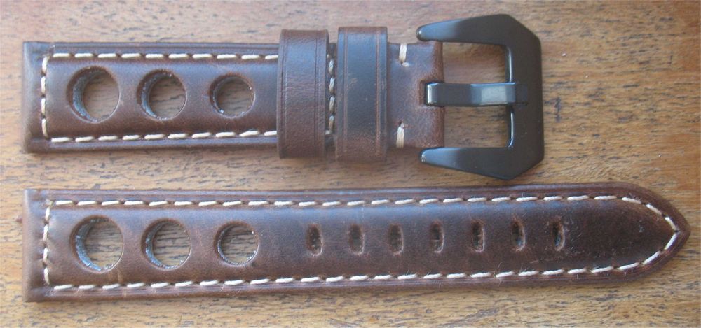 Perforated Sports Bracelet in Brown, 20 mm