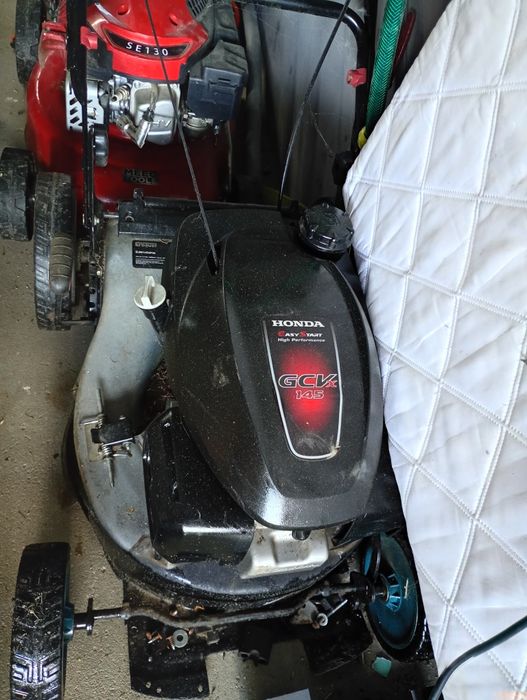Silnik Honda GCV 145 plus reszta kosiarki