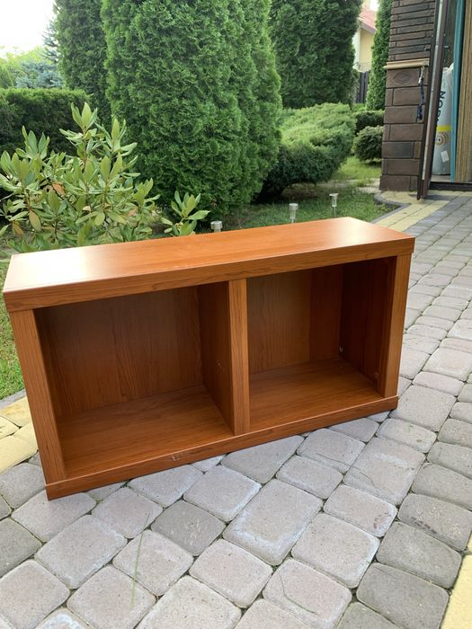 Книжкова полиці виробництва БРВ