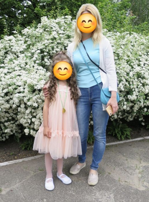 Святкова сукня для дівчинки
