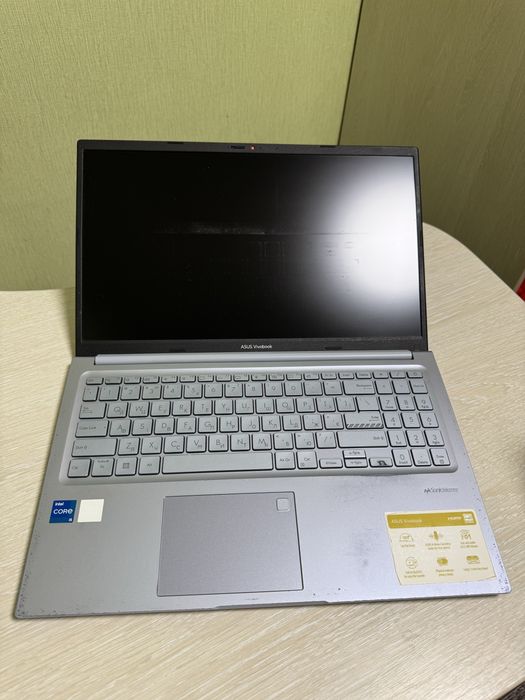 ASUS VivoBook 15 i5-1240P / 16GB RAM / 512GB SSD / Коробка