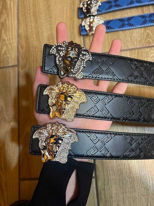Ремені Versace В НАЯВНОСТІ | різні кольори |