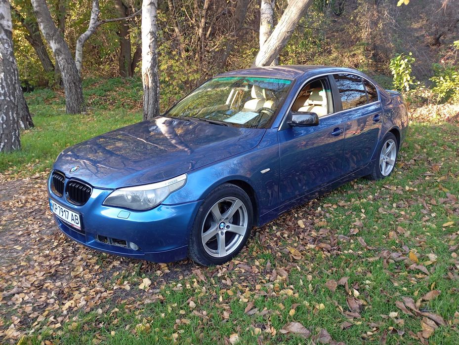 В рассрочку BMW 520 2 л дизель АКПП