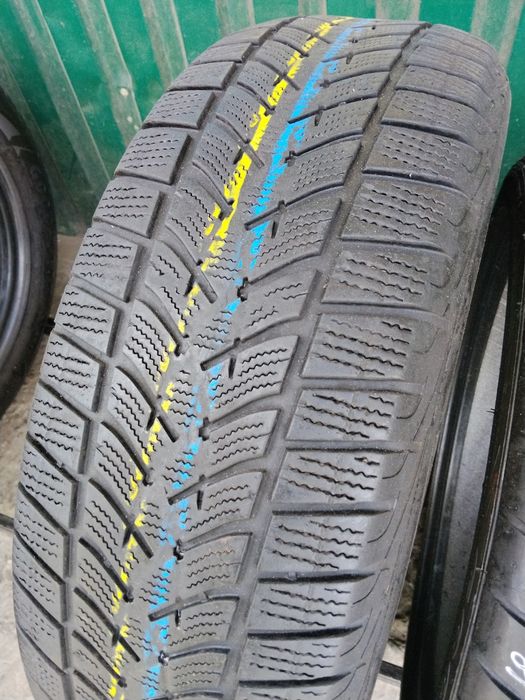 Одна зимова шина Goodyear 215/65/17