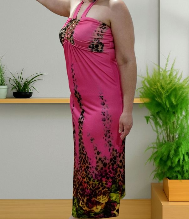 Długa piękna różowa sukienka rozmiar 38/40