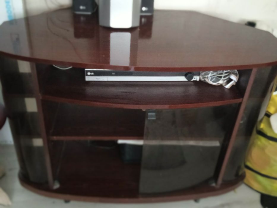 Тумба під телевізор