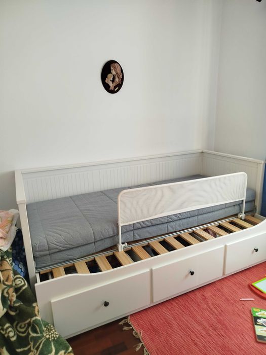 Vendo cama semi nova