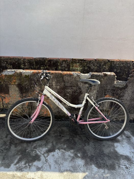 Conjunto de 4 bicicletas