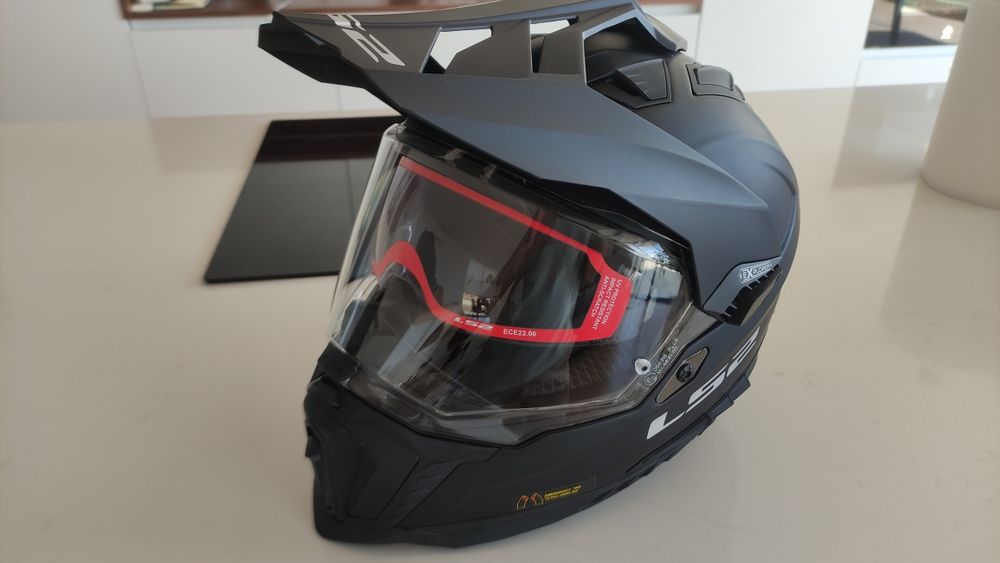 Capacete LS2 MX701 Explorer Matt Black - tamanho L - SEMI NOVO