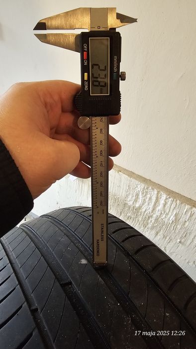 Komplet opon Michelin 225/45 R17