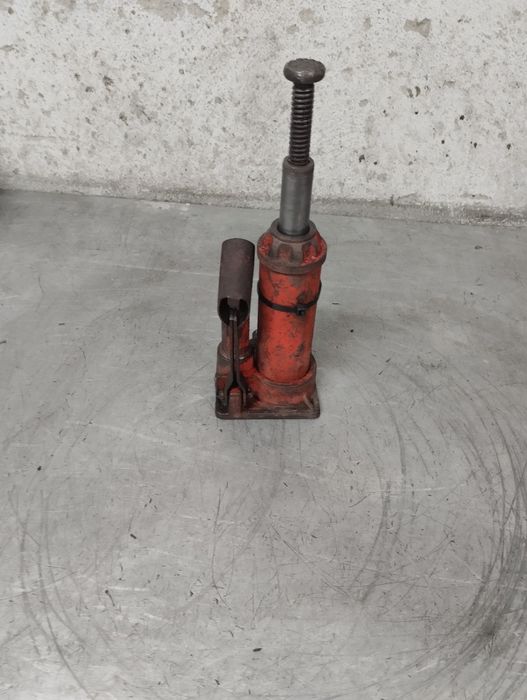 Vendo macaco hidráulico