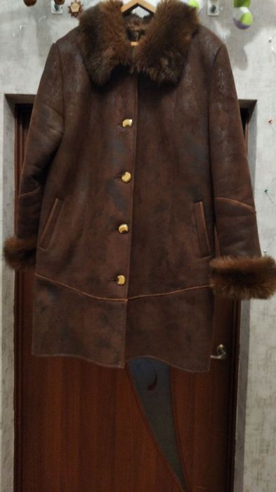 Продам дублёнку женскую