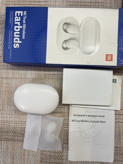 Навушники Xiaomi Mi True Wireless Earbuds TWSEJ02LM