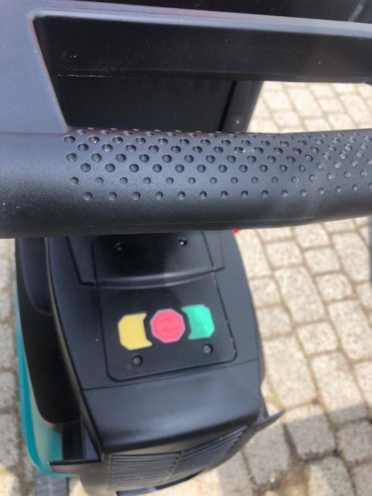 Rozdrabniacz galezi Bosch AXT 25D