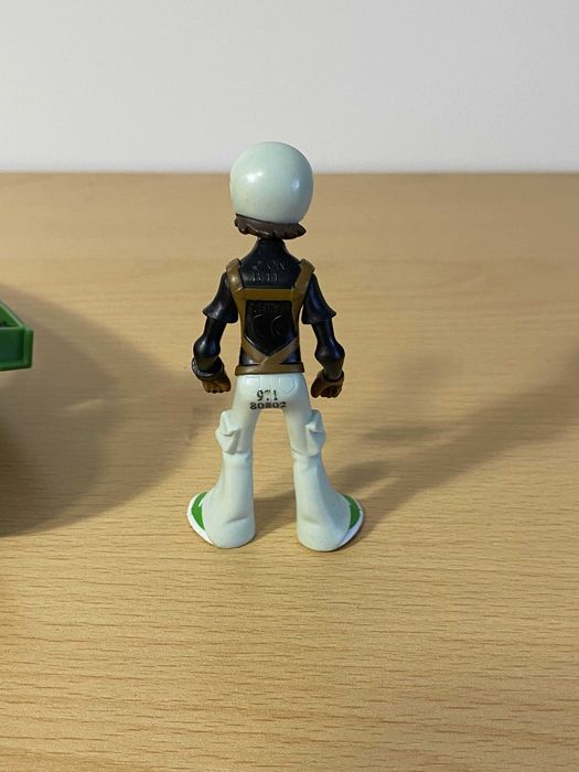 Ben 10 Omniverse Tenn-Speed Cycle Motorbike & Ben