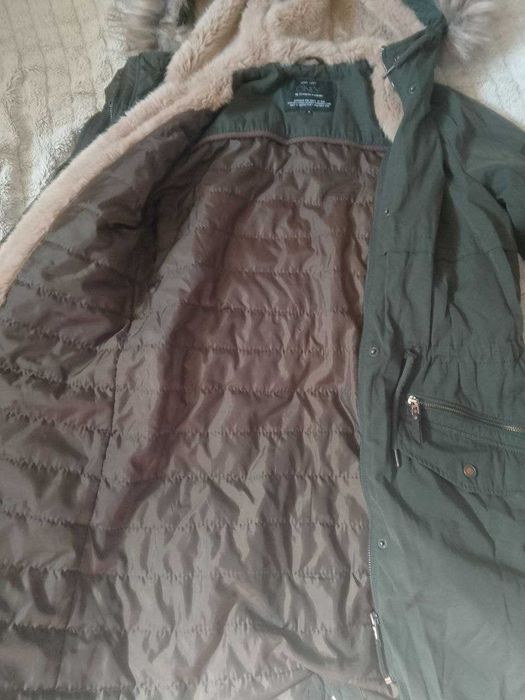 куртка жiноча Only осень-зима c капюшоном размер M