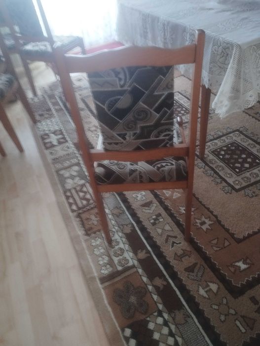 Krzesła salonowe