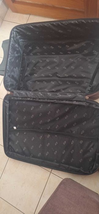 Mala de viagem em excelente estado