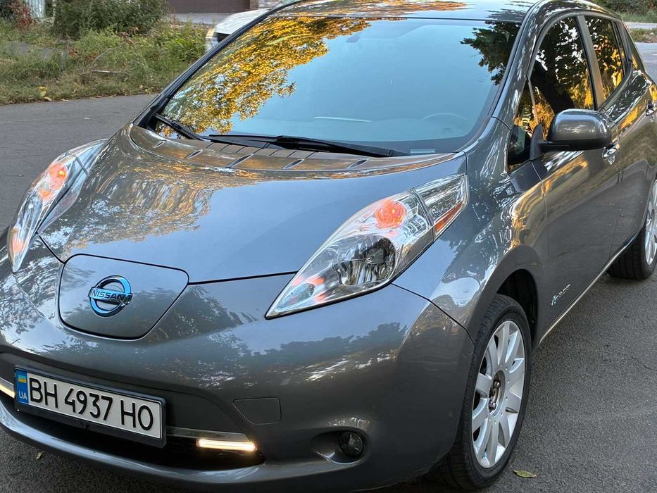 Nissan Leaf 2015 продам