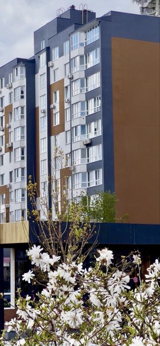 Центр! Видова 3 кімнатна квартира в новобудові  біля Любави