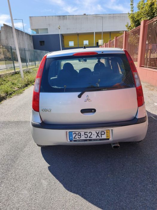 Vende-se Mitsubishi Colt 1.3 ano 2004 — photo 3