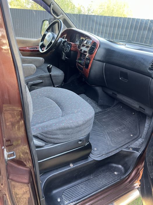 Продам  Hyundai H 1    2.5 дилель