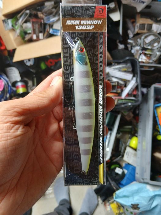 Nowy wobler japoński bassday mogul 130sp