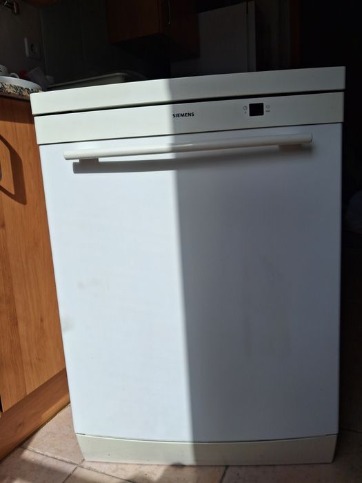 Máquina lavar loiça Siemens - se26a290