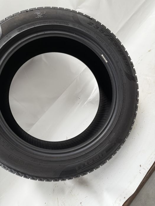 235/55/19 Pirelli Scorpion Winter MOE 101H