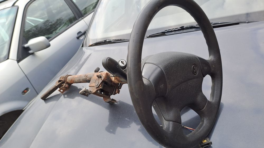 Рулевой вал в сборе VW Passat B4