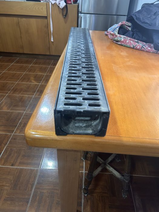 Calha de drenagem c/grelha PVC preto