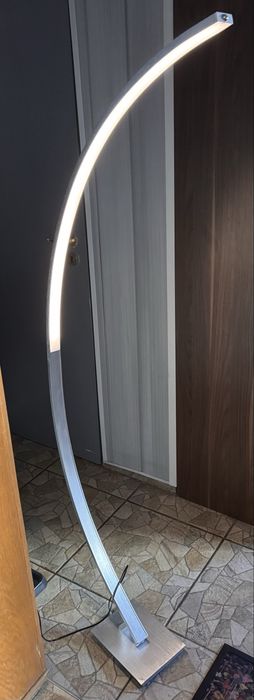 Lampa podlogowa Led