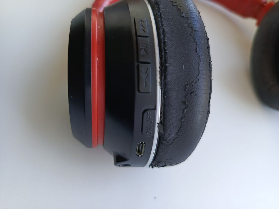 Беспроводные Bluetooth наушники Lenovo HD200